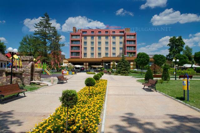 Park Hotel Romantica Svilengrad Extérieur photo