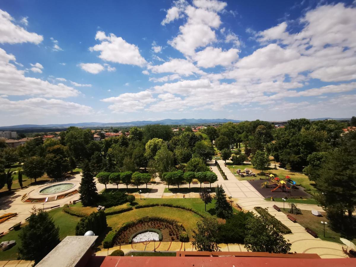 Park Hotel Romantica Svilengrad Extérieur photo